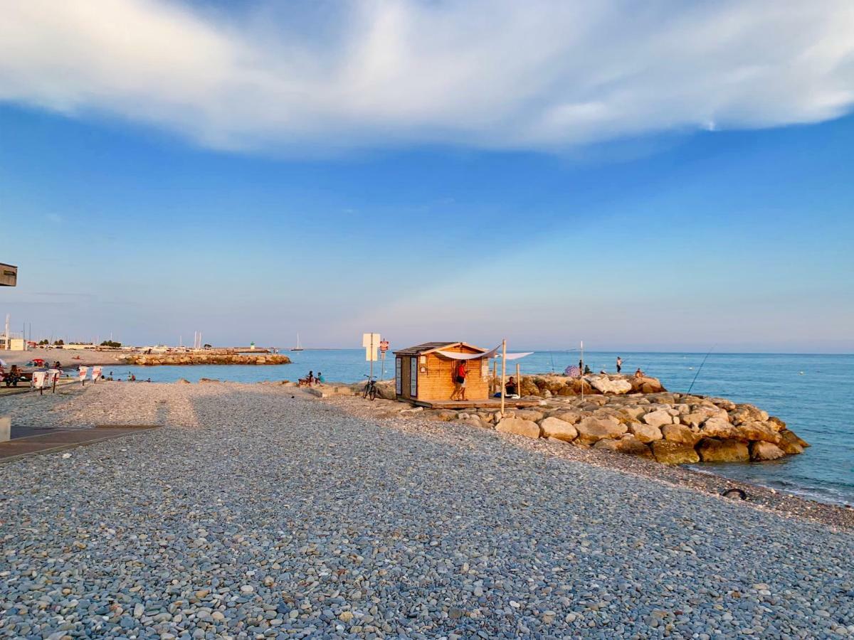 Front Beach Luxury Near Nice Airport Cagnes-sur-Mer Exterior foto